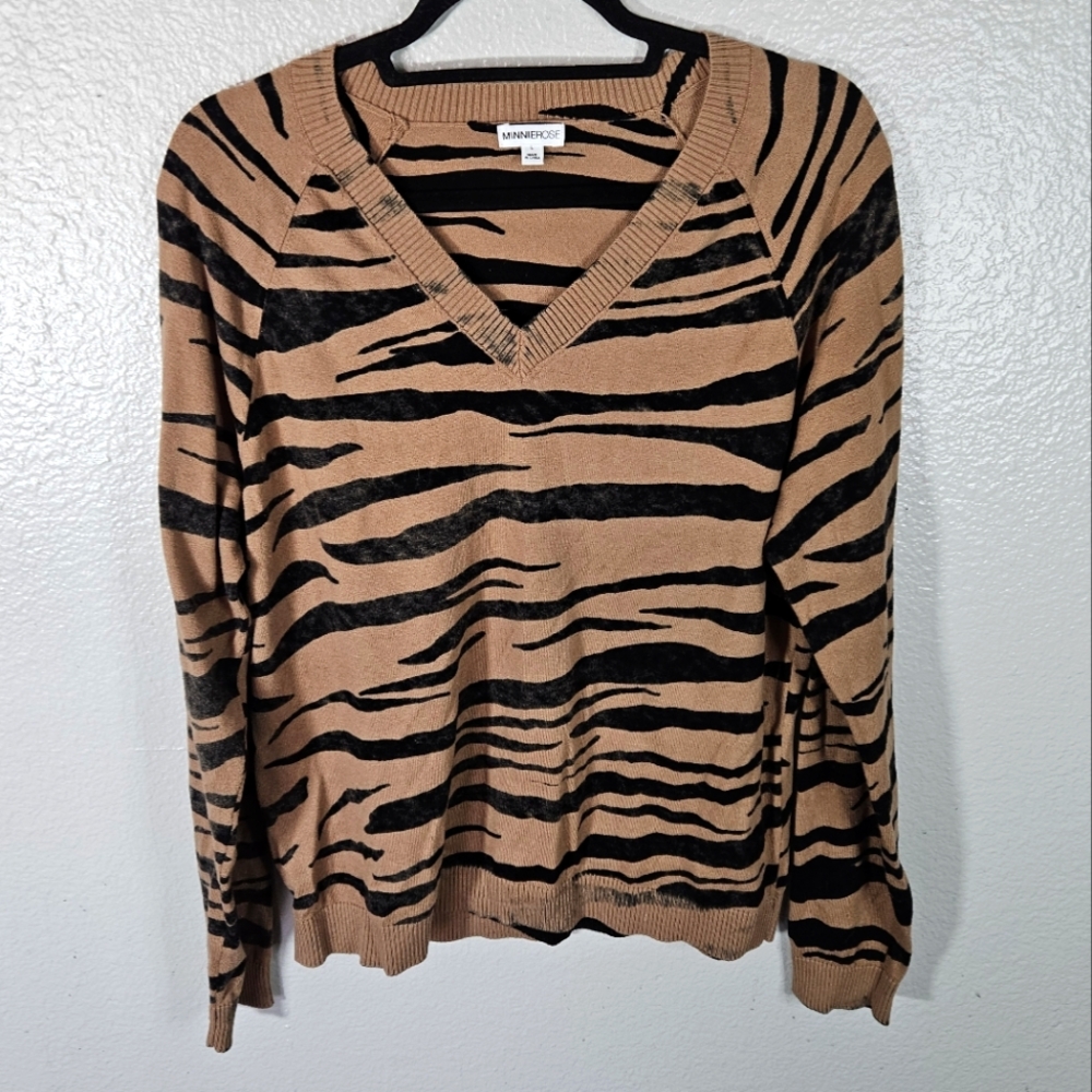 Minnie Rose Tiger Print Longsleeve Size L